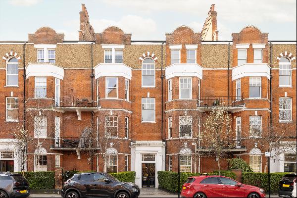 A characterful home with access onto a beautiful communal garden in Chelsea, SW3