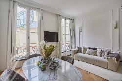 Golden Triangle - Perfect Two Bedroom Apartment