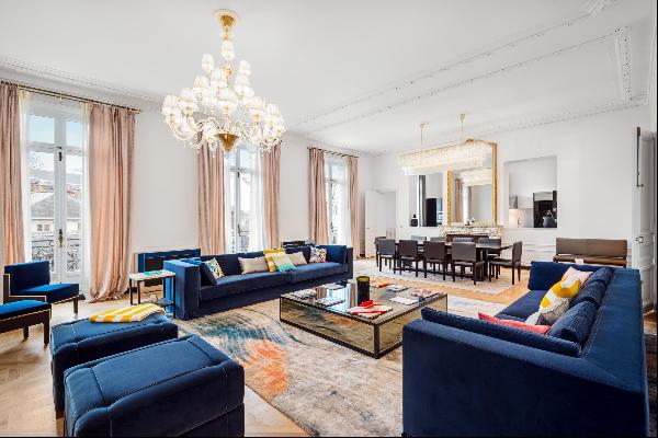 Elegant renovated family apartment close to Rue du Bac