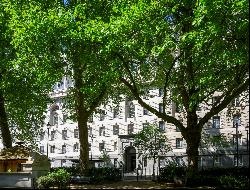 Beautiful duplex penthouse set in an iconic 1920s Grade II-listed building