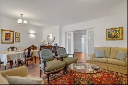 Flat, 2 bedrooms, for Sale