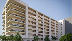 Modern 4-bedroom Apartment, in a gated community, in Portimao, Algarve