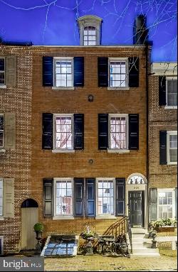522 Delancey Street, Philadelphia PA 19106