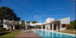 Mediterranean Elegance in Denia: A Modern Villa Oasis in Las Rot, Denia 03700