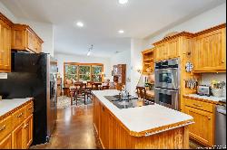 271 Royalview Drive, Fredericksburg, TX, 78264, USA