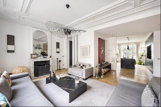 Paris 6th District - A superb 4-bed apartment