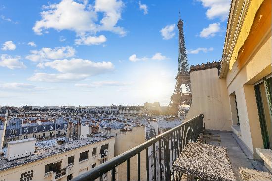 Paris 7th District - An ideal pied a terre with a terrace