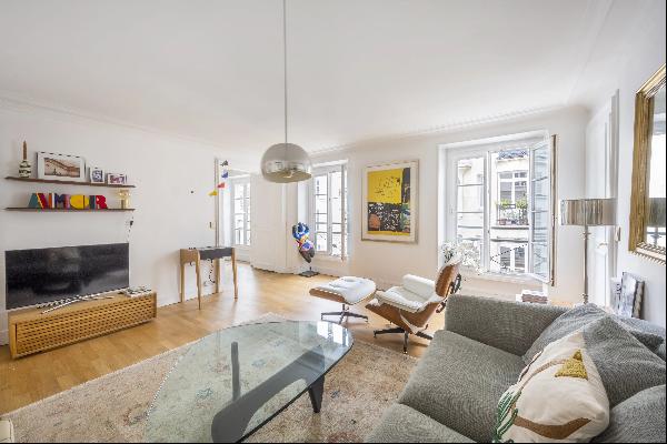 Paris 6th District A 5-room apartment in a prime location