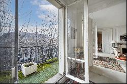 Paris 7th District – St Germain - A 3 bed apartment with a balcony