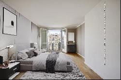 Paris 18th District – A 2-bed apartment enjoying an open view