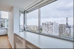 Paris 15th District - A top-floor duplex apartment