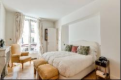 Paris 6th District – A bright and spacious 2/3 bed apartment