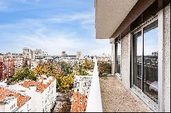 Paris 13th District – A two-bed apartment with a terrace