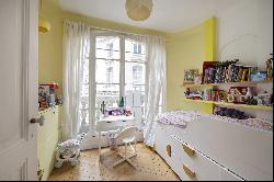 Paris 2nd District - A superb 3-bed apartment