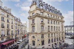 Paris 2nd District - A superb 3-bed apartment