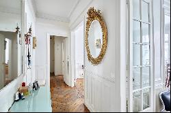 Paris 15th District – A peaceful pied a terre