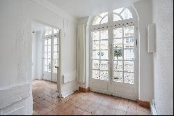 Paris 4th District – A delightful pied a terre