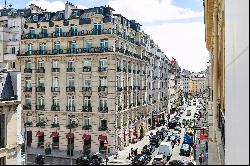 Paris 8th District – A bright pied a terre in a prime location