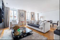 Paris 16th District – A renovated pied a terre