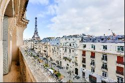 Paris 7th District – A 3-bed apartment enjoying superb views