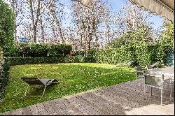 Neuilly-sur-Seine. An exceptional apartment with a garden