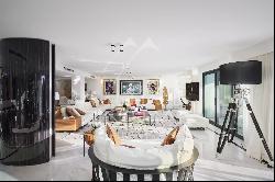 Cannes Croisette -6 bedrooms apartment