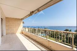 Opportunity-Apartment with sea view in prestigious residence