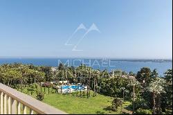 Opportunity-Apartment with sea view in prestigious residence