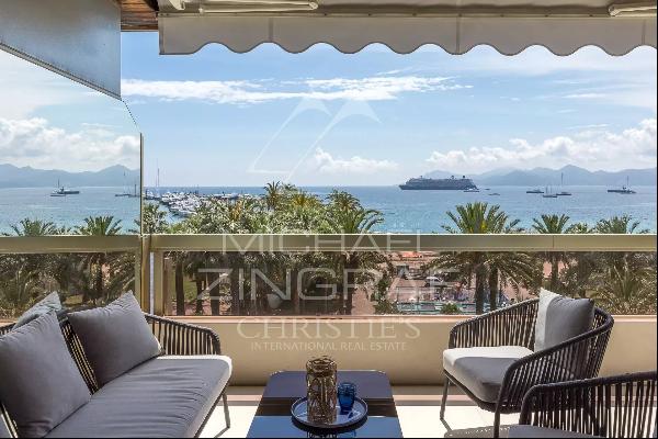 Cannes Croisette - 2 bedrooms apartment with panoramic sea view