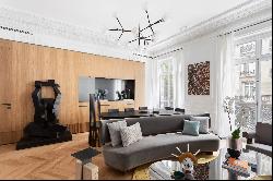 Paris 8th District – A superb pied a terre