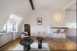 Paris 4th District - A delightful pied a terre in a prime location