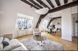 Paris 4th District - A delightful pied a terre in a prime location