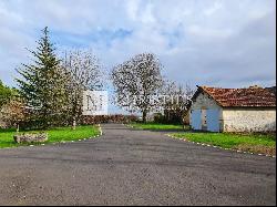 Attractive Cognac property for sale