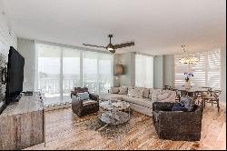 Remodeled Condo With Large Balcony And Stunning Gulf Views