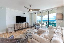 Remodeled Condo With Large Balcony And Stunning Gulf Views