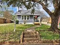 UPDATED HISTORIC HOME FOR SALE IN PALESTINE TX