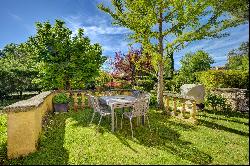 Family house of 180 sqm on 2500 sqm near Aix-en-Provence