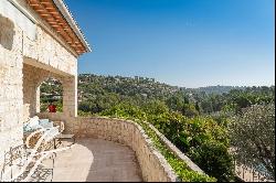 Magnificent stone house in Vence for rent