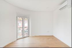 Flat, 2 bedrooms, for Sale