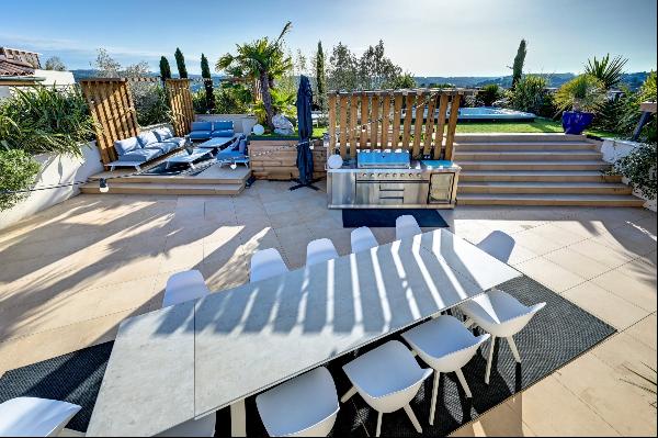 Rooftop apartment in the heart of Aix-en-Provence