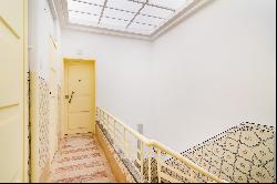 Flat, 3 bedrooms, for Sale