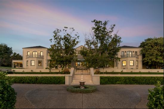 TIMELESS ELEGANCE ON A HILLTOP