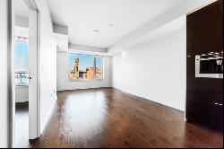 2-Bedroom Condo With Parliament View