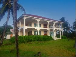 Corn Island Beachfront Oasis