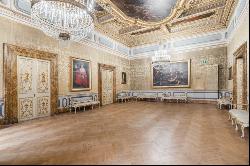 Apartment in piazza San Luigi dei Francesi.