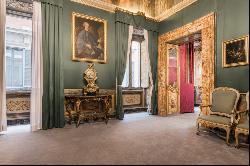 Apartment in piazza San Luigi dei Francesi.