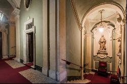 Apartment in piazza San Luigi dei Francesi.