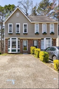Charming Townhome For Rent Near Smyrna Village!