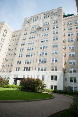 3955 Bigelow Blvd #402, Oakland PA 15213