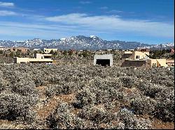 66 Camino De Los Arroyos, Ranchos De Taos NM 87557